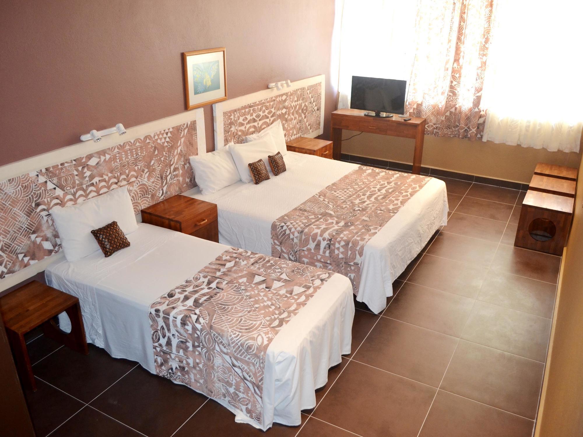 The Islander Hotel ラロトンガ島 エクステリア 写真