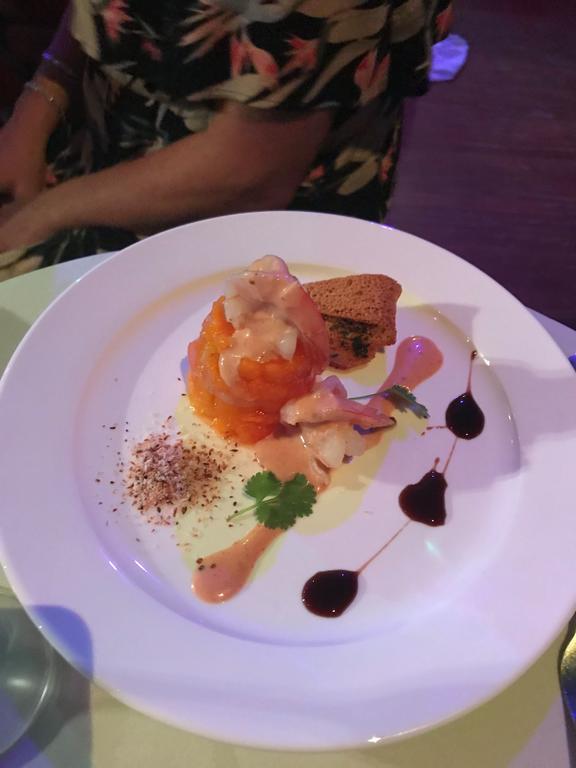 The Islander Hotel ラロトンガ島 エクステリア 写真