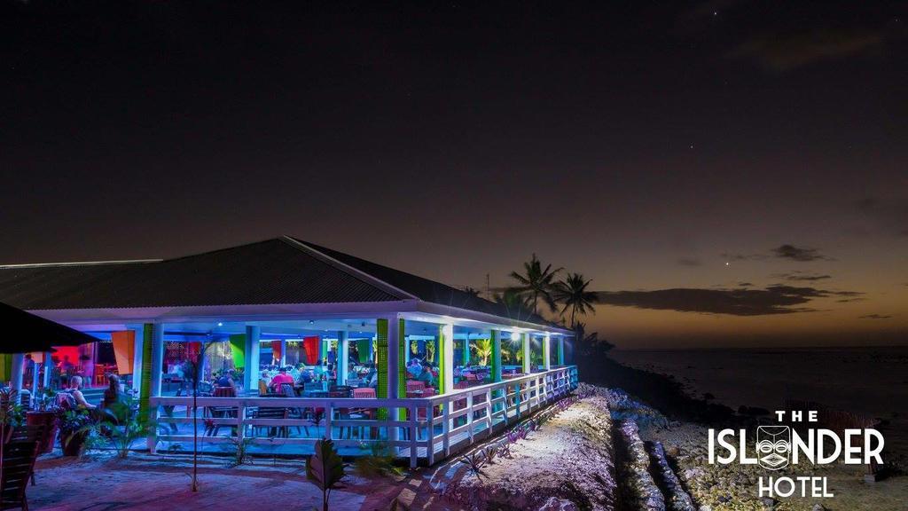 The Islander Hotel ラロトンガ島 エクステリア 写真