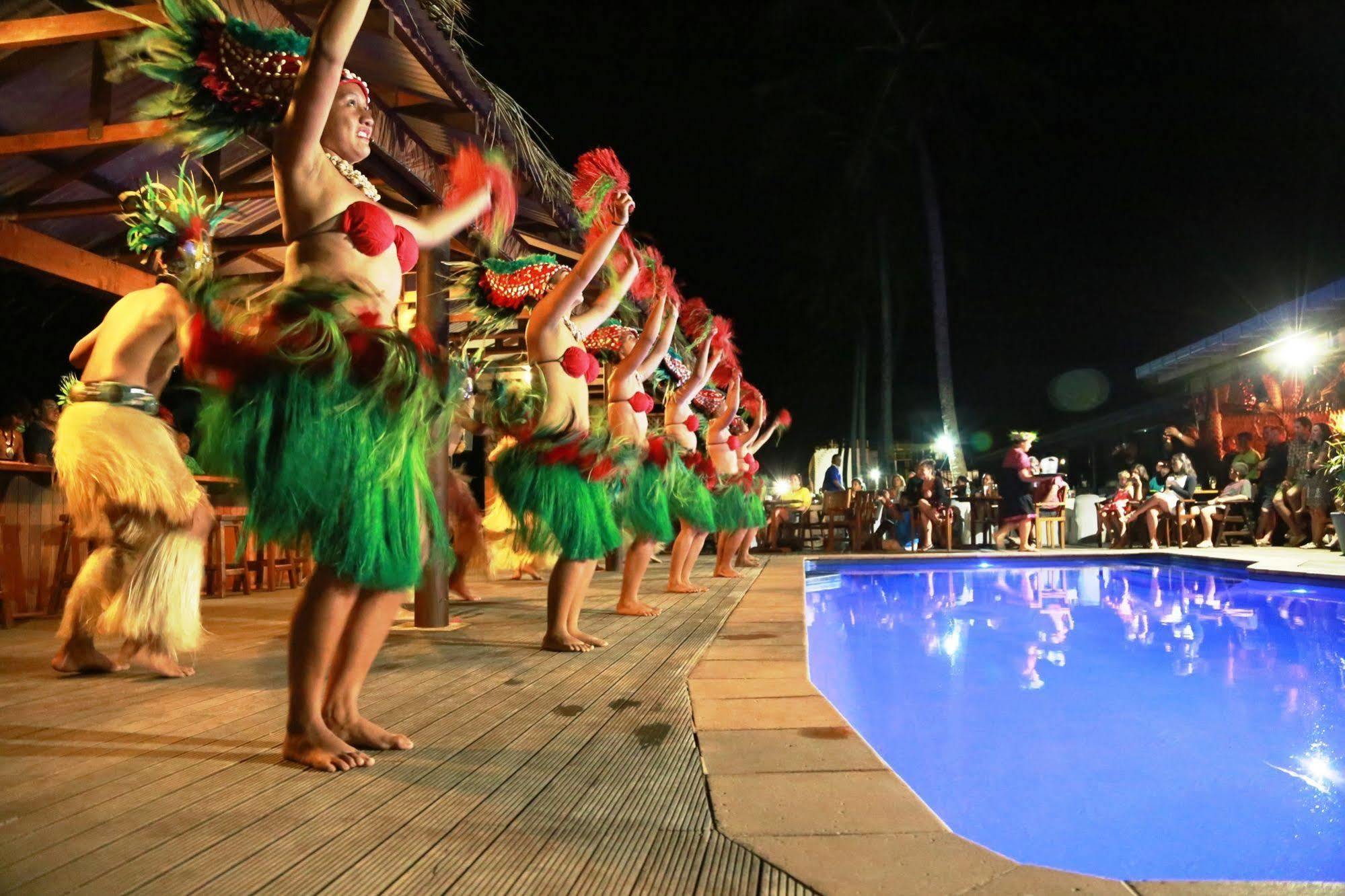 The Islander Hotel ラロトンガ島 エクステリア 写真