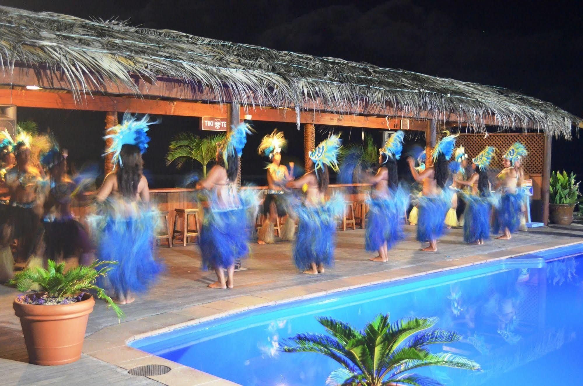 The Islander Hotel ラロトンガ島 エクステリア 写真